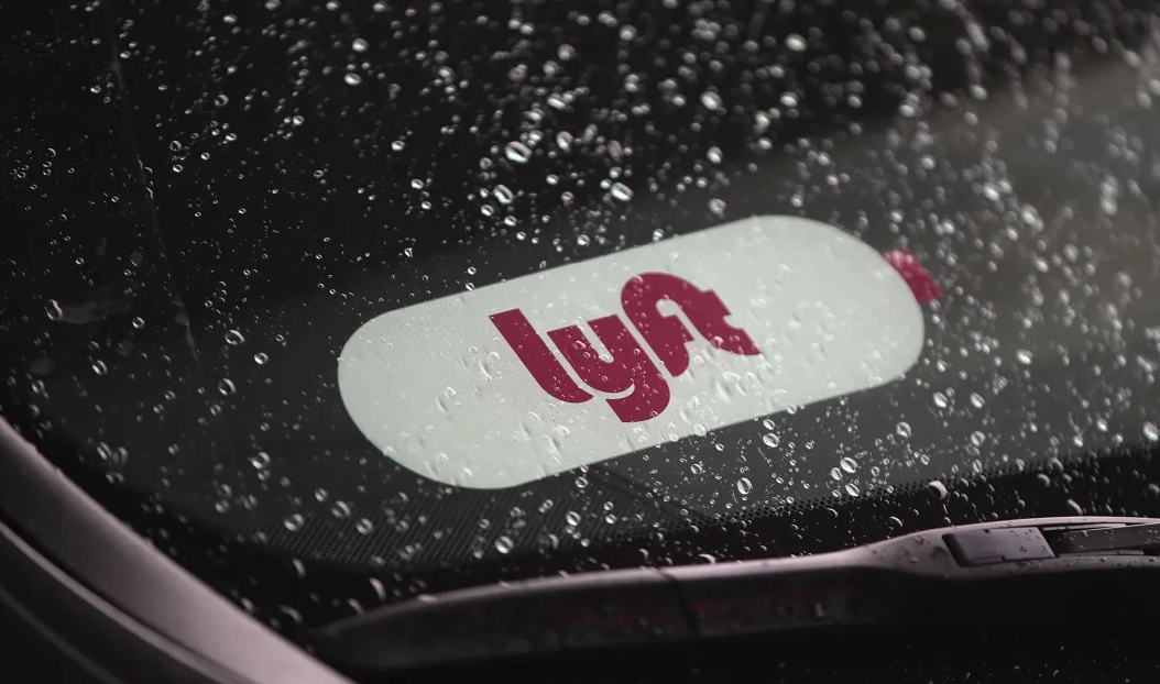 Lyft eyes robotaxi launch in 2026