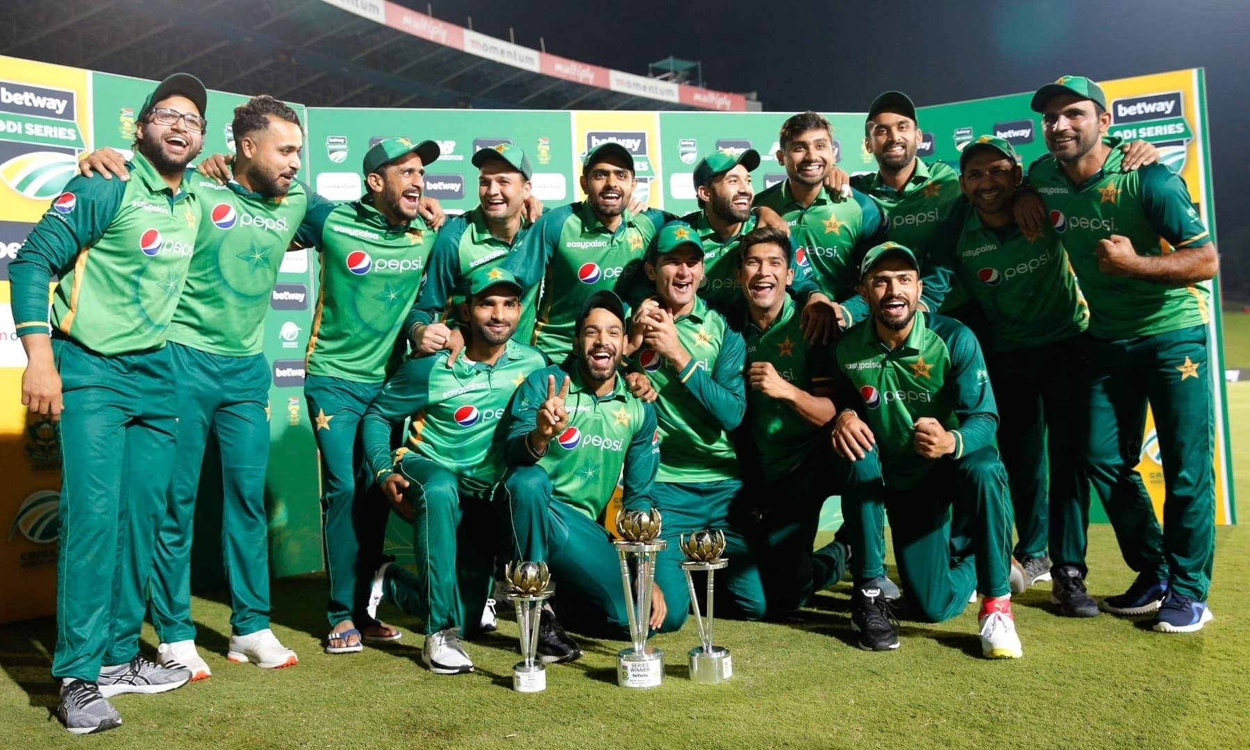 PCB Significantly Increases Salaries for Pakistani Players